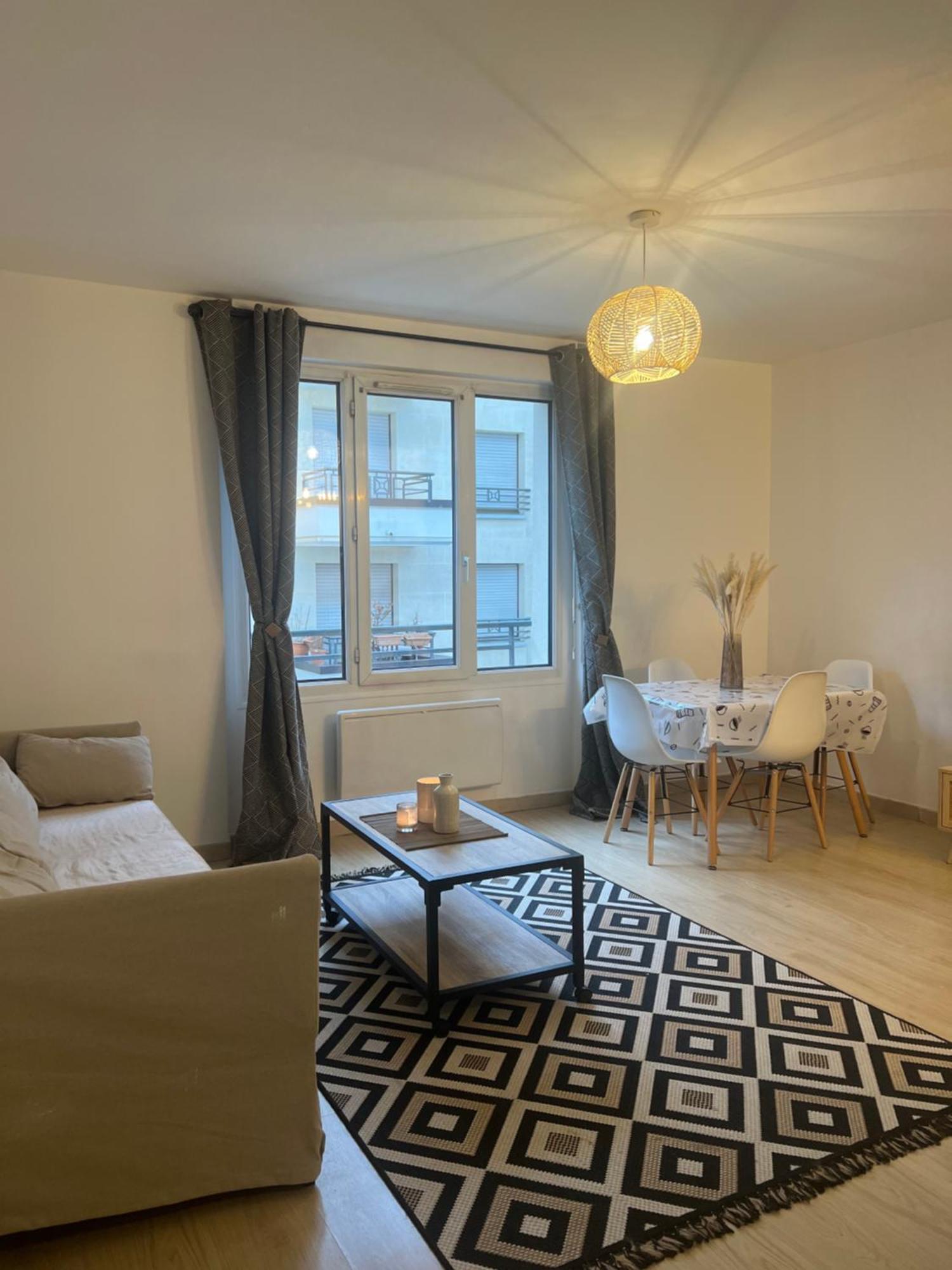 Appartement Lumineux A 2 Pas D'Enghien 몽모랑시 외부 사진
