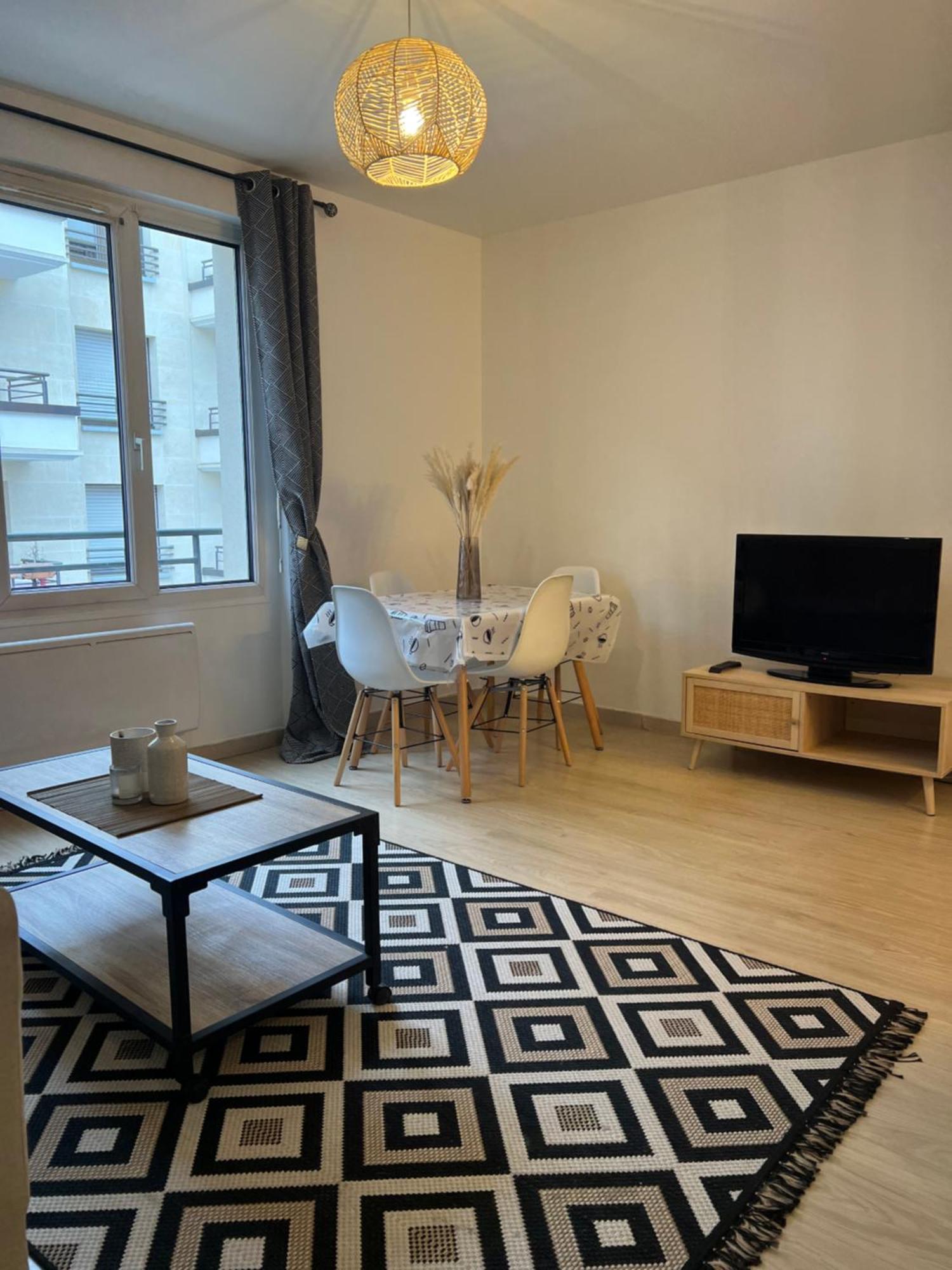 Appartement Lumineux A 2 Pas D'Enghien 몽모랑시 외부 사진